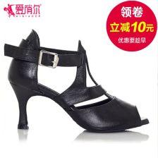 成人凉鞋激情视频,成人凉鞋下的诱惑瞬间