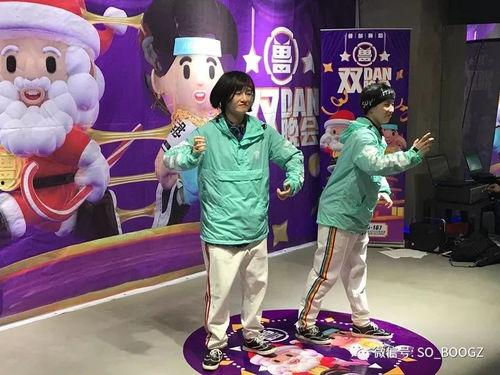 成人健身舞网红视频,轻松塑形舞动生活